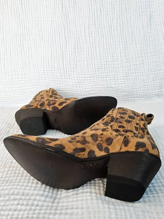 😍NWOT😍 Old Gringo for Cavender's | Leopard Print Western Booties | Women's 8 - Picture 4 of 8